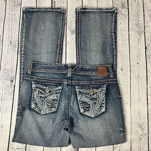 ARIYA Bootcut Jeans